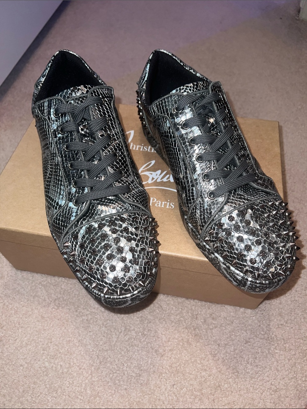 Men’s Seavaste 2 Orlando silver snake spike embossed flat sneaker (12/45)